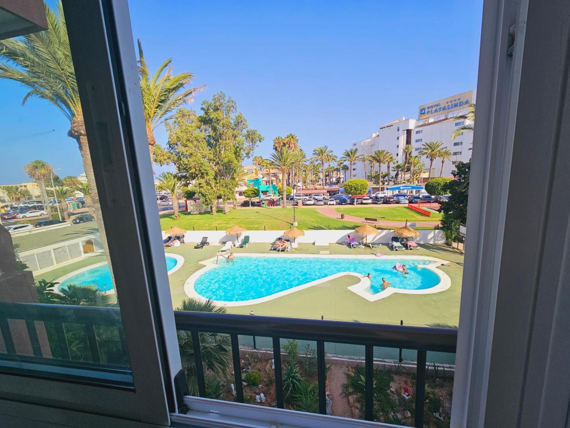 Apartamento Buganvilla Beach Рокетас де Мар Екстериор снимка